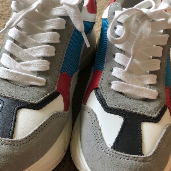 Steve Madden Dad Shoes - Picture 4 of 4